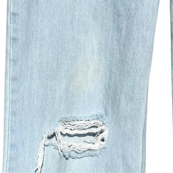 🌻Levi's Low Pro Vintage fit Lightwash Jeans Women's Size 29 - Picture 3 of 8